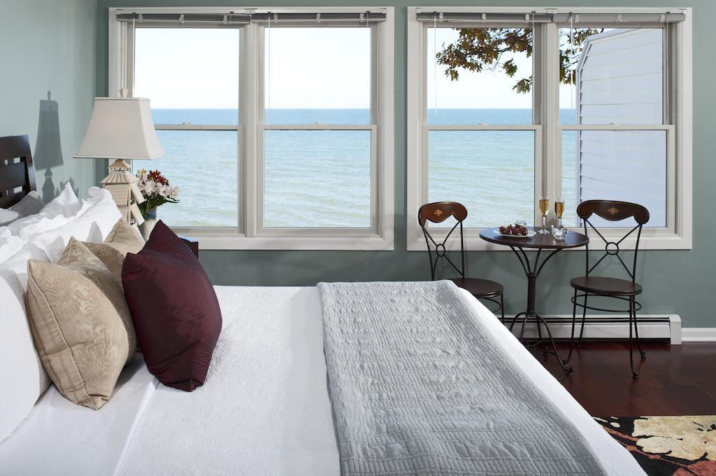 Oscoda Huron House Bed & Breakfast エクステリア 写真