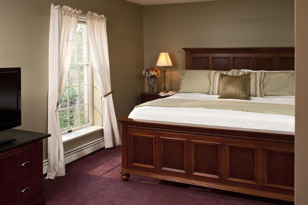 Oscoda Huron House Bed & Breakfast エクステリア 写真