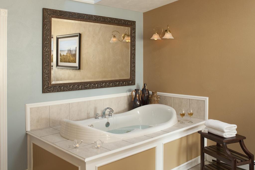 Oscoda Huron House Bed & Breakfast エクステリア 写真