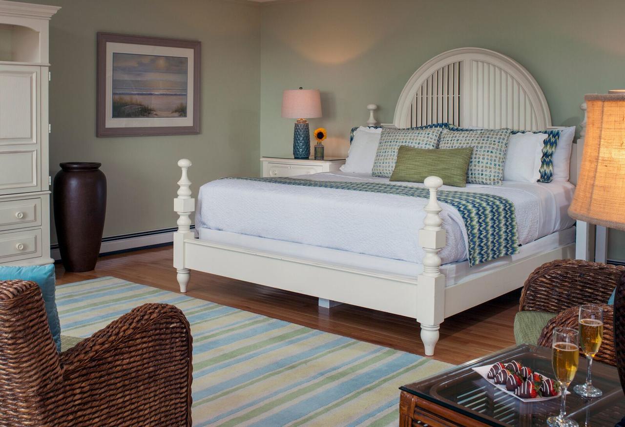 Oscoda Huron House Bed & Breakfast エクステリア 写真
