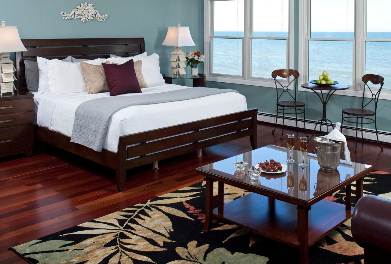 Oscoda Huron House Bed & Breakfast エクステリア 写真